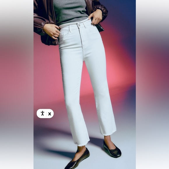 stradivarius Denim - Stradivarius High Rise White Jeans crop flare